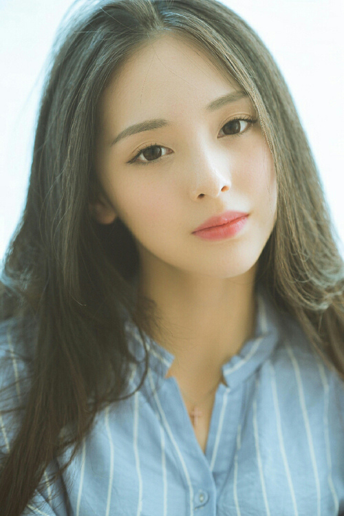 【训练心得】丁俊晖:提升击球精准度的实用技巧,丁俊晖的握杆方法